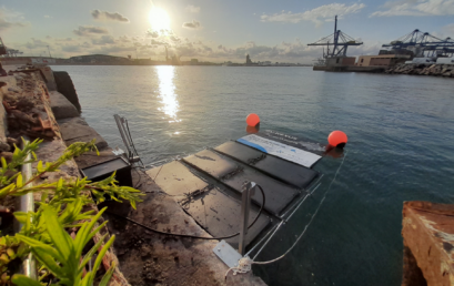 Primer sistema de generación de energía solar flotante en aguas marinas españolas.