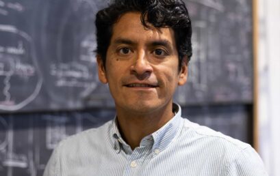 Nuestro profesor Nicola Tarque recibe la Orden de Ingeniería Peruana